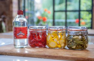 How to Pickle Vegetables